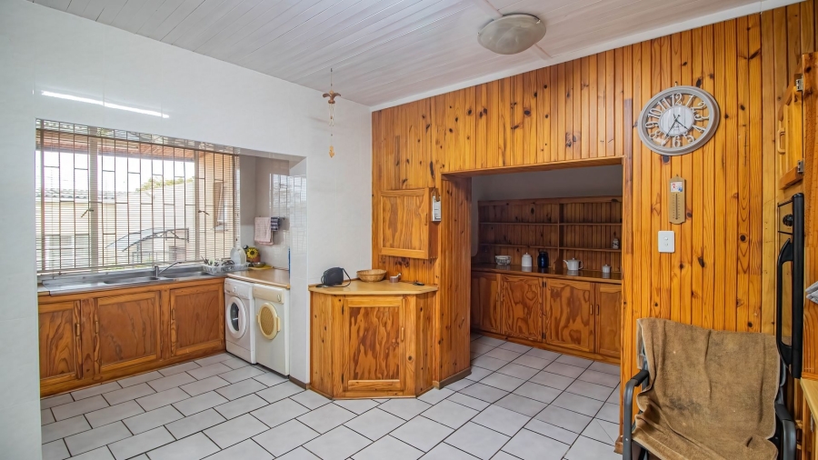 2 Bedroom Property for Sale in Cambridge West Eastern Cape